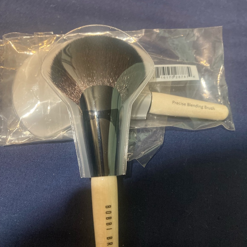 Bobbi Brown Precise Blending Brush